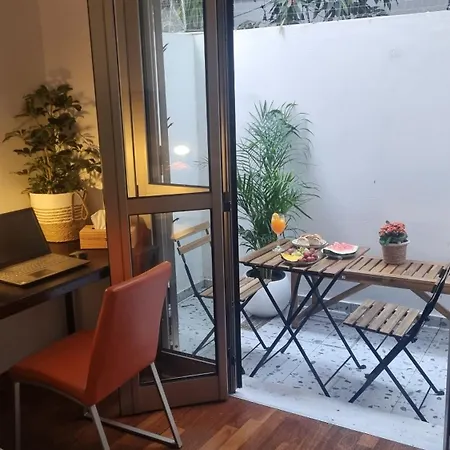Clio House Stylish 2br Boutique Walk To Apartamento